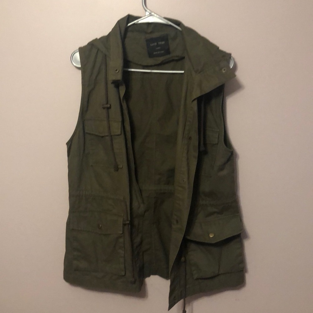 Green military vest